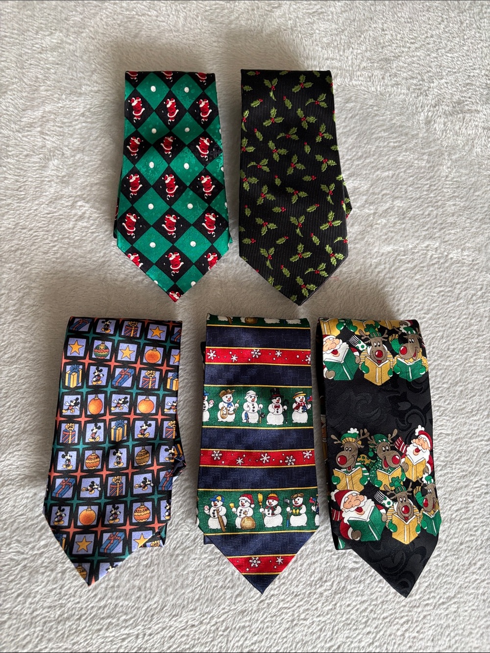 Christmas Necktie Lot of 5 St. Nick’s Silk Disney Mickey Holiday Ties EUC